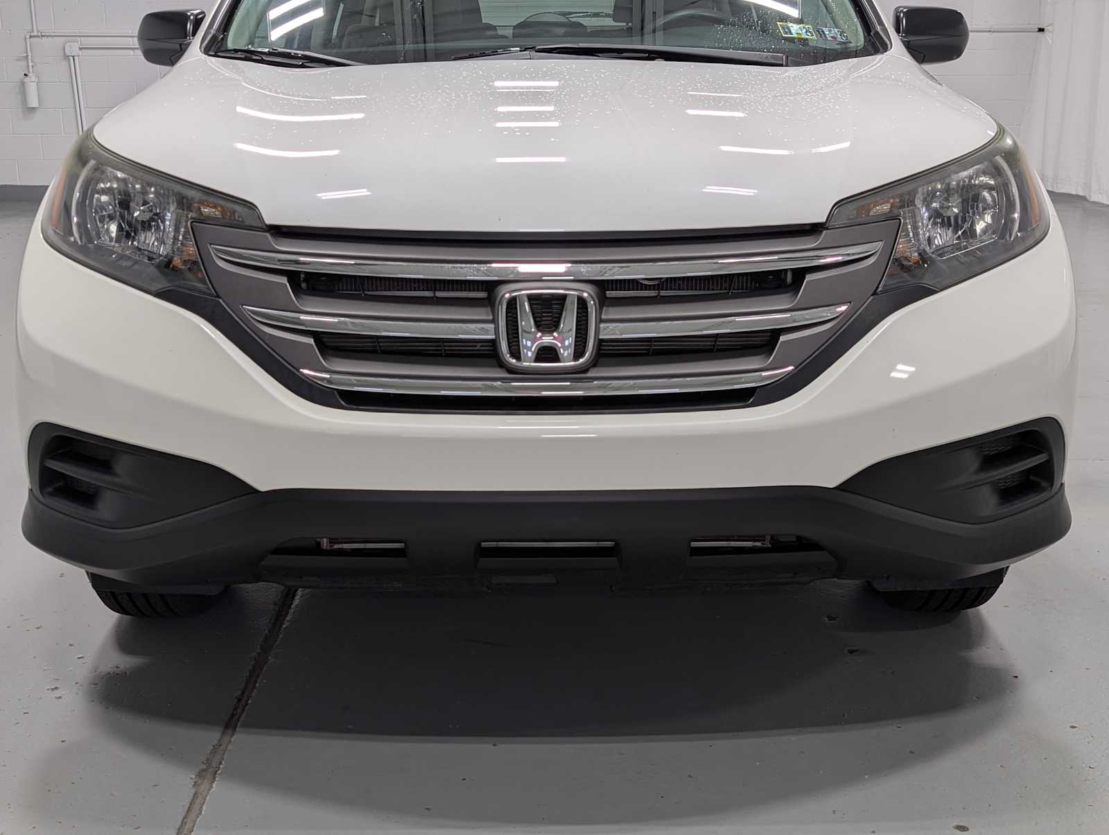 2014 Honda CR-V LX photo 2