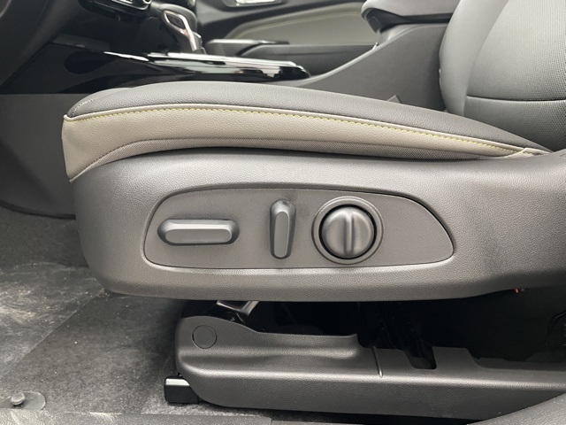 2025 Chevrolet Trax ACTIV photo 4