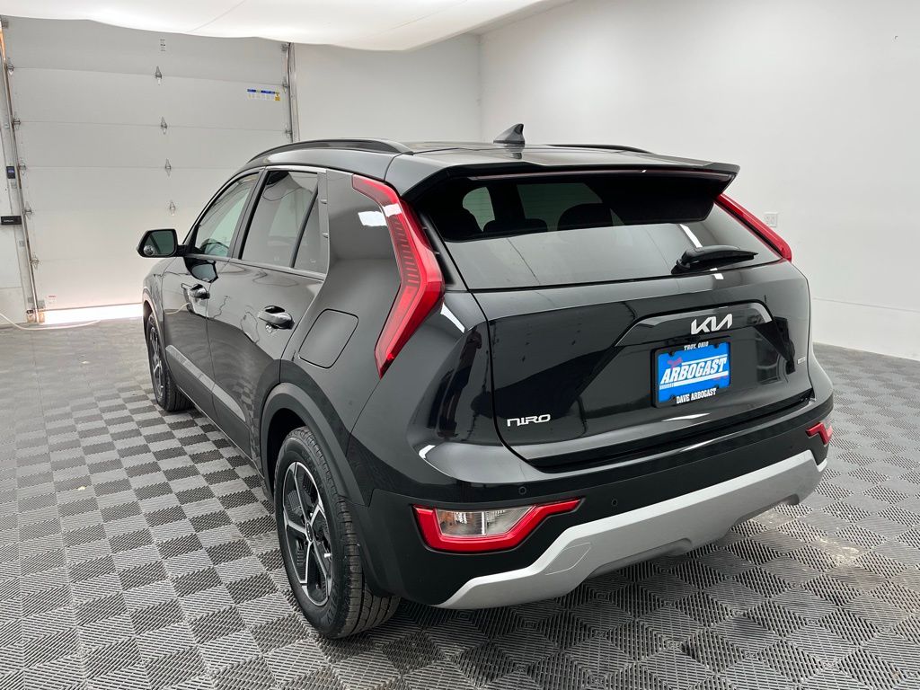 2023 Kia Niro EX photo 8