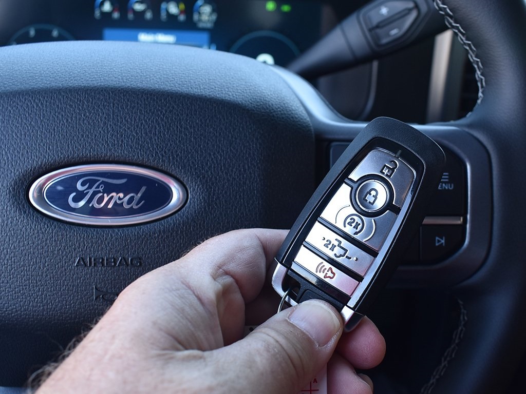 2026 Ford F-350 Lariat photo 10