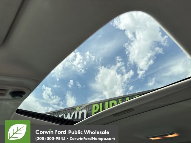 Used 2015 Gray Chevrolet LTZ image 20