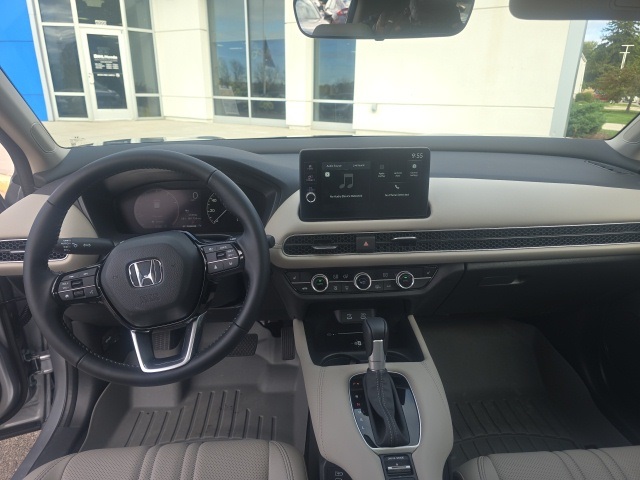 2026 Honda HR-V EX-L photo 4