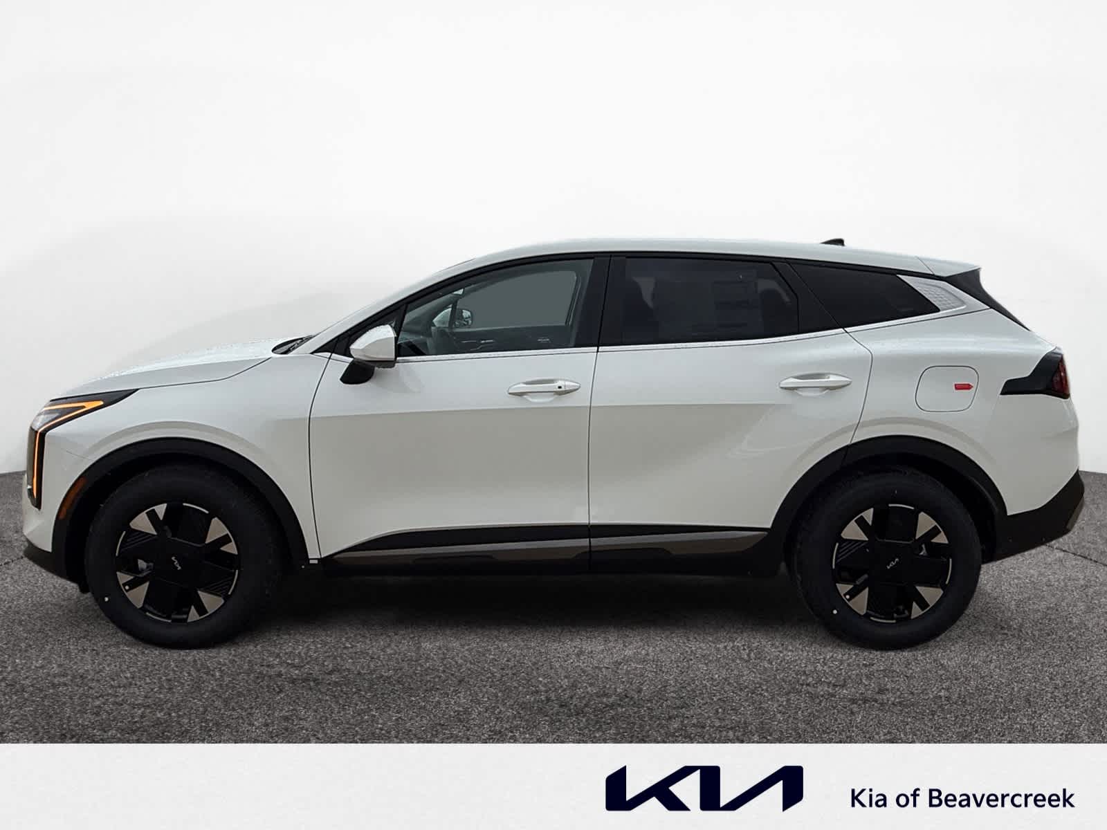 2026 Kia Sportage Hybrid LX photo 2