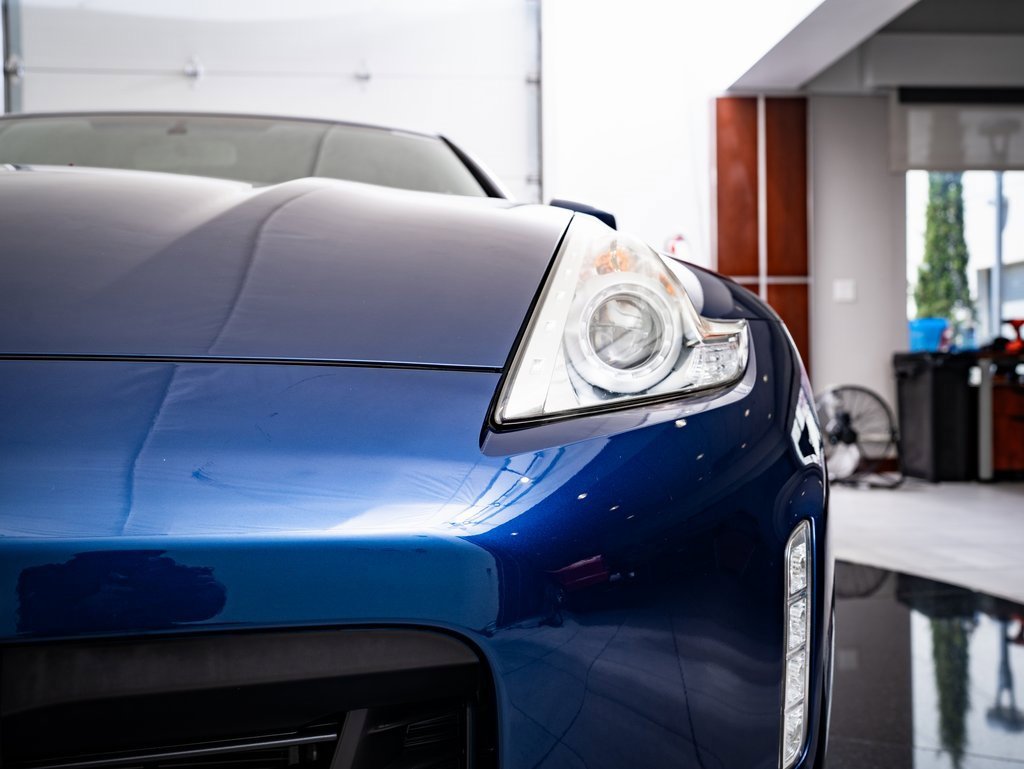 2017 Nissan 370Z Sport photo 14