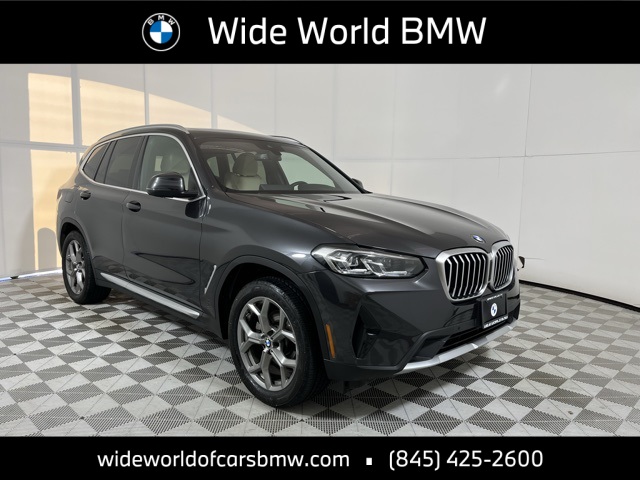2023 BMW X3 30i's photo