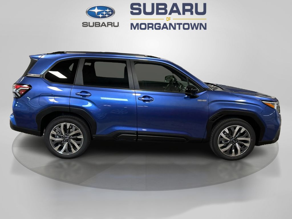 2025 Subaru Forester Touring photo 4
