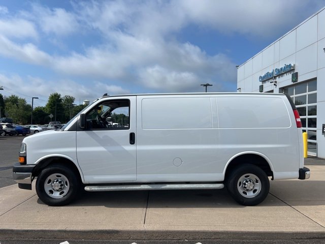 2023 Chevrolet Express Cargo Van 2500 photo 6