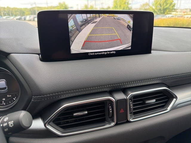 2025 Mazda CX-5 2.5 Select photo 10