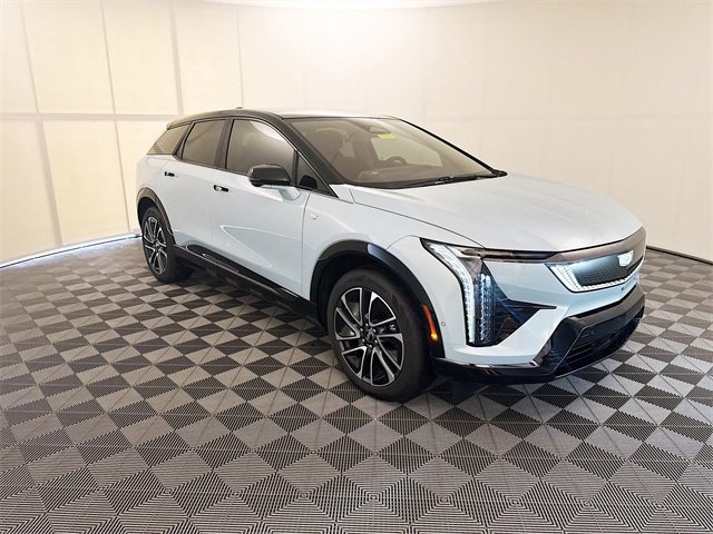 2025 Cadillac OPTIQ Sport 2