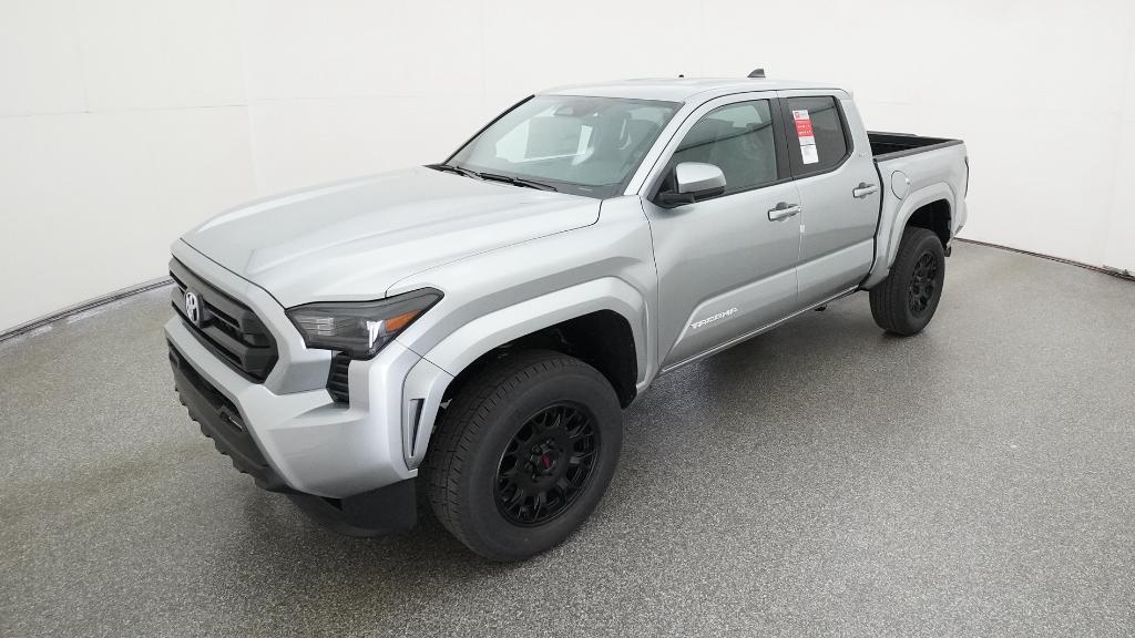 2025 Toyota Tacoma SR5's photo