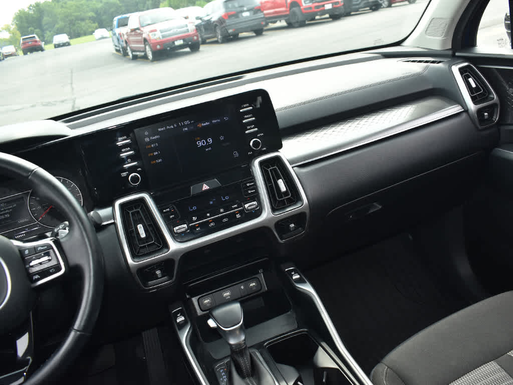 2021 Kia Sorento X-Line photo 16