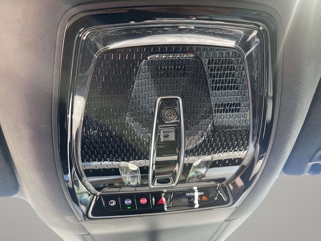 2025 Cadillac Escalade IQ Sport photo 35