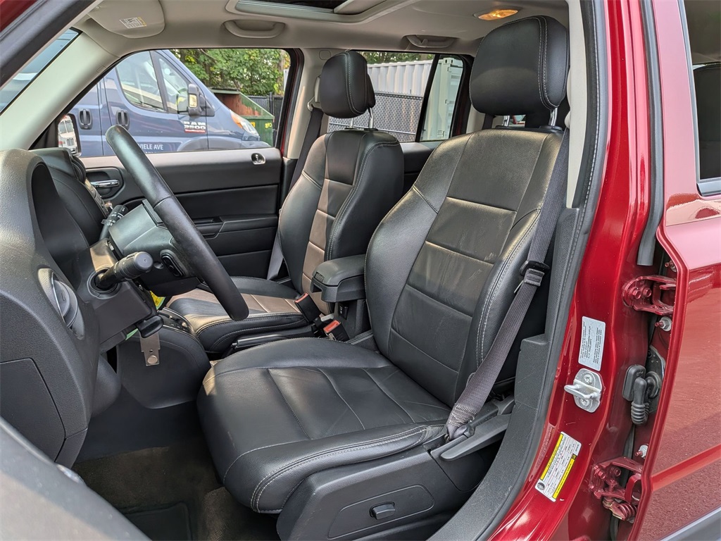 2016 Jeep Patriot High Altitude photo 19