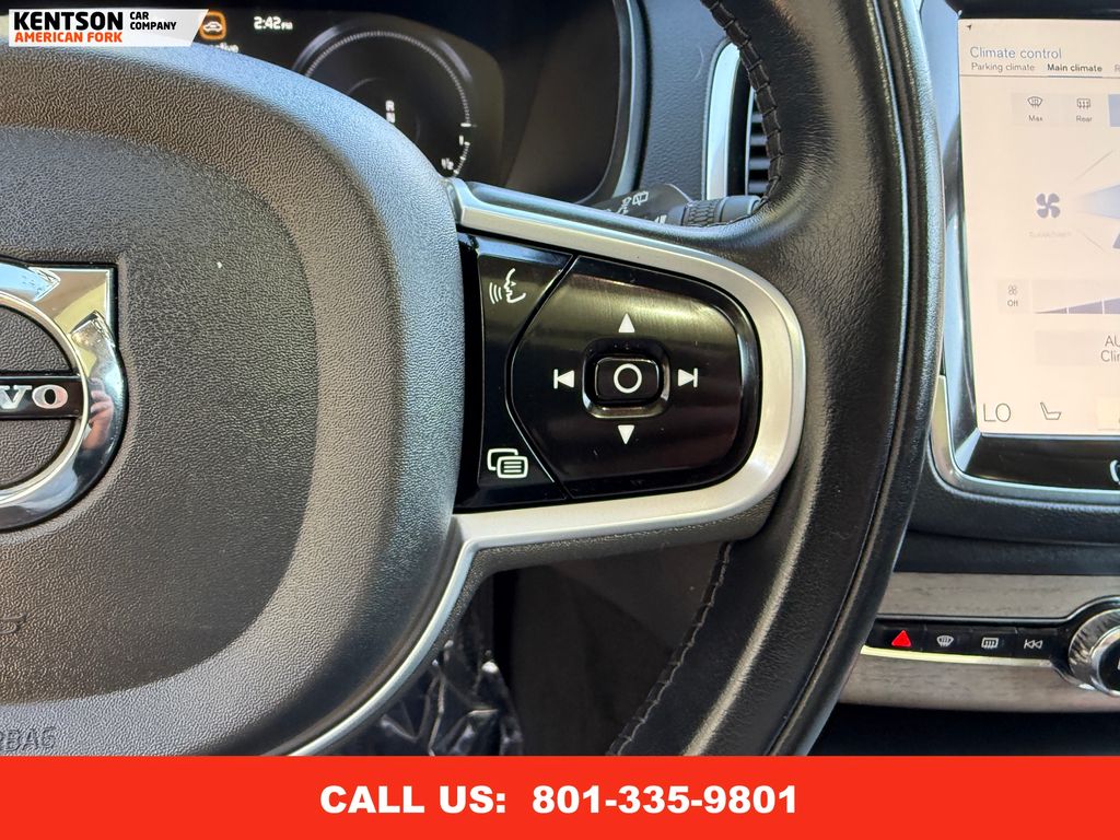 2022 Volvo XC90 Recharge T8 Inscription photo 17
