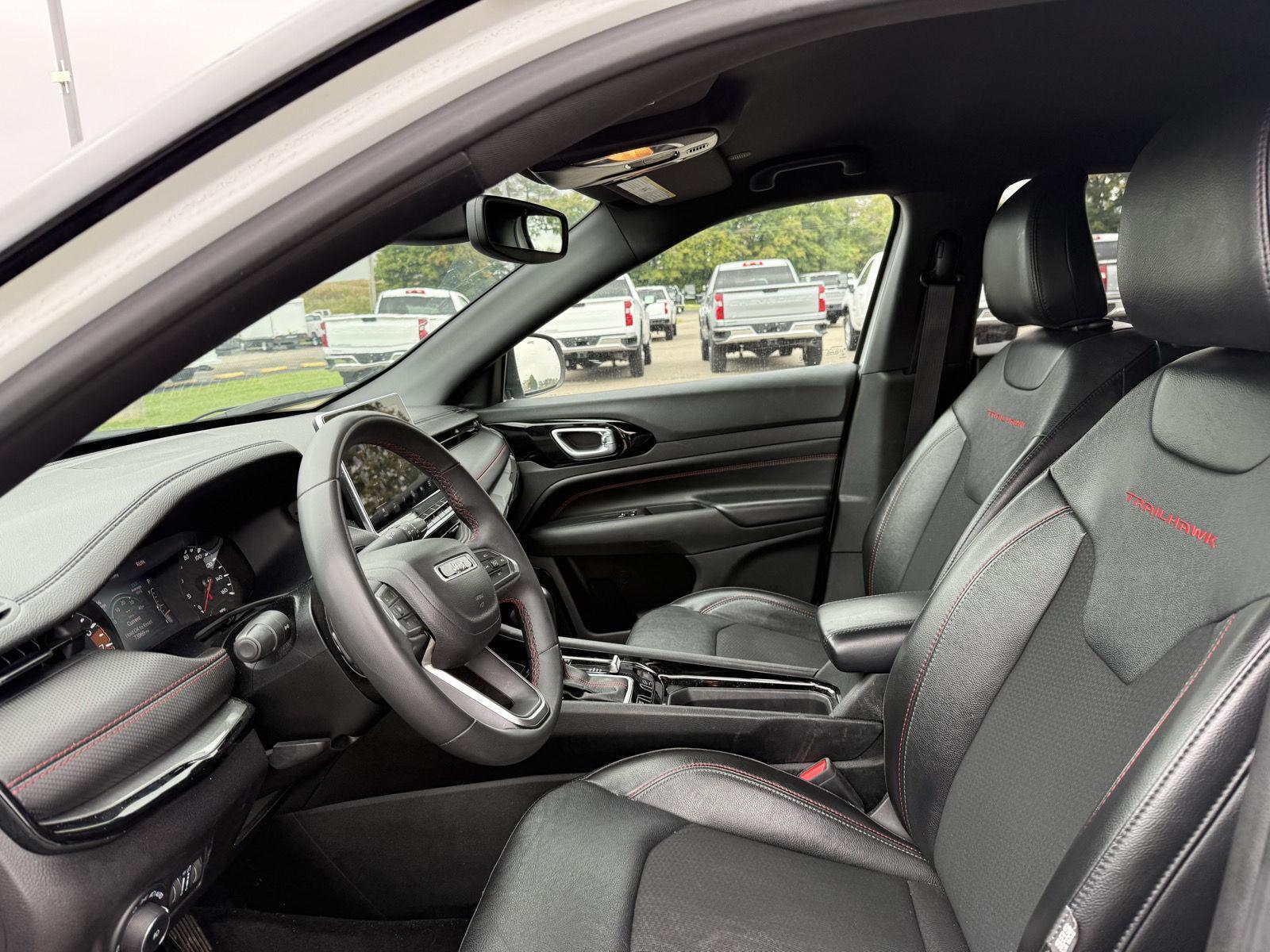 2023 Jeep Compass Trailhawk photo 6