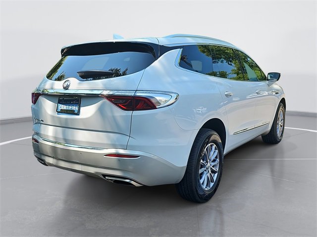 2024 Buick Enclave Essence photo 3