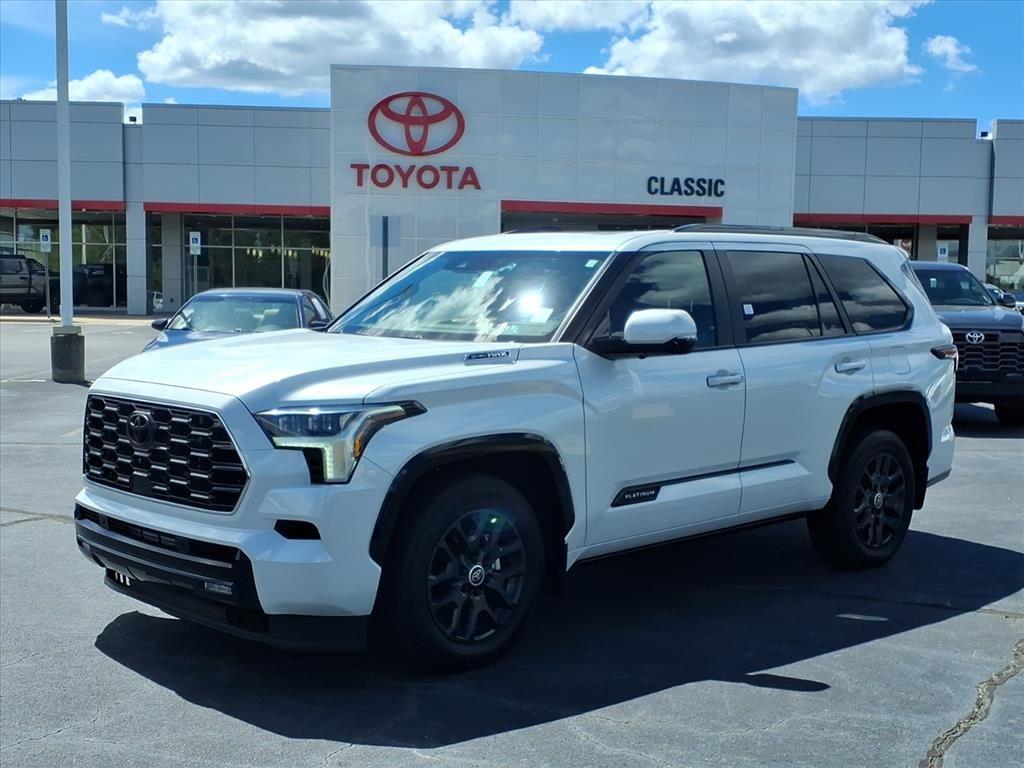 2024 Toyota Sequoia Platinum's photo