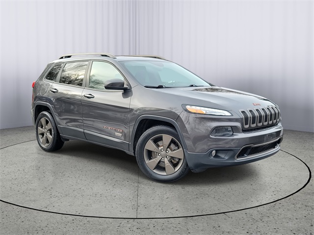 2017 Jeep Cherokee 75th Anniversary's photo