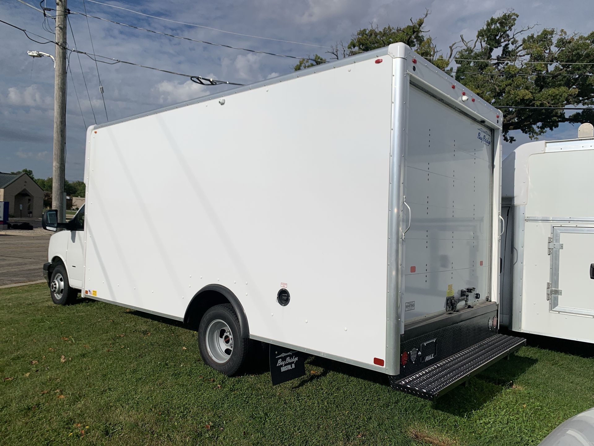 2025 Gmc Savana Cutaway 3500 photo 29