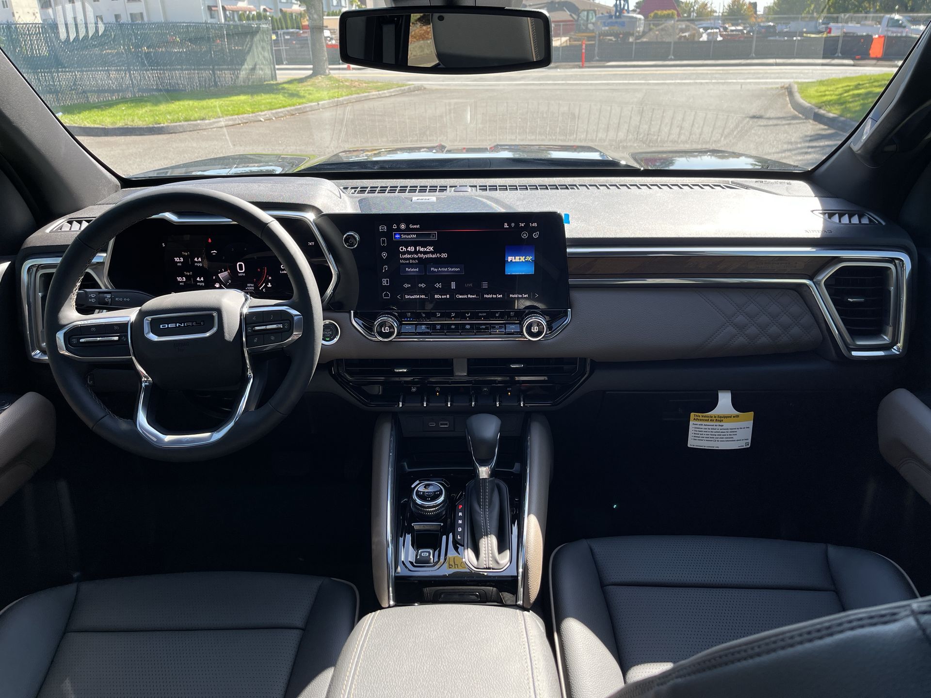 2026 Gmc Canyon Denali photo 21