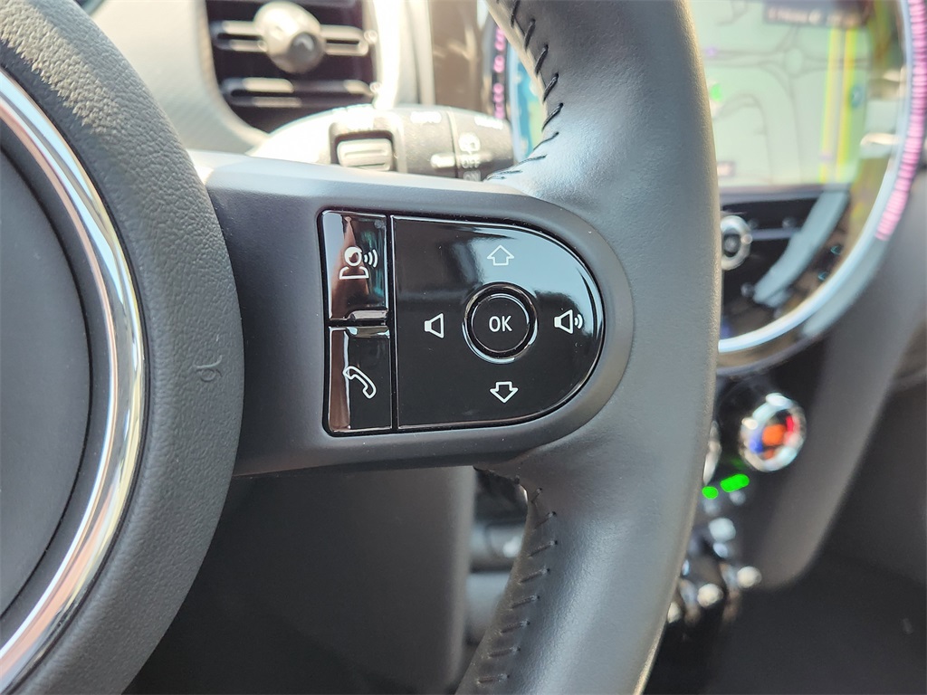 2024 Mini Cooper 2 Door Hardtop SE photo 21