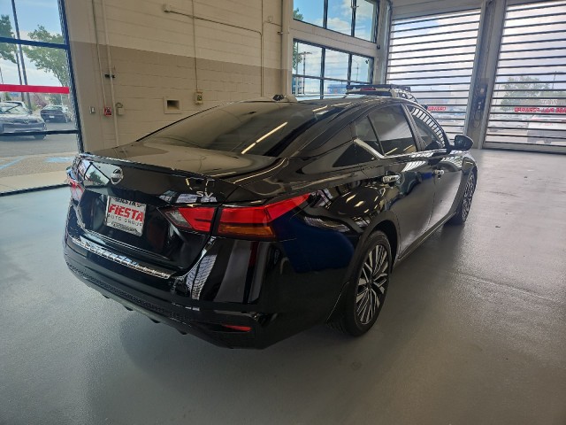 Used 2023 BLACK Nissan 2.5 SV image 4