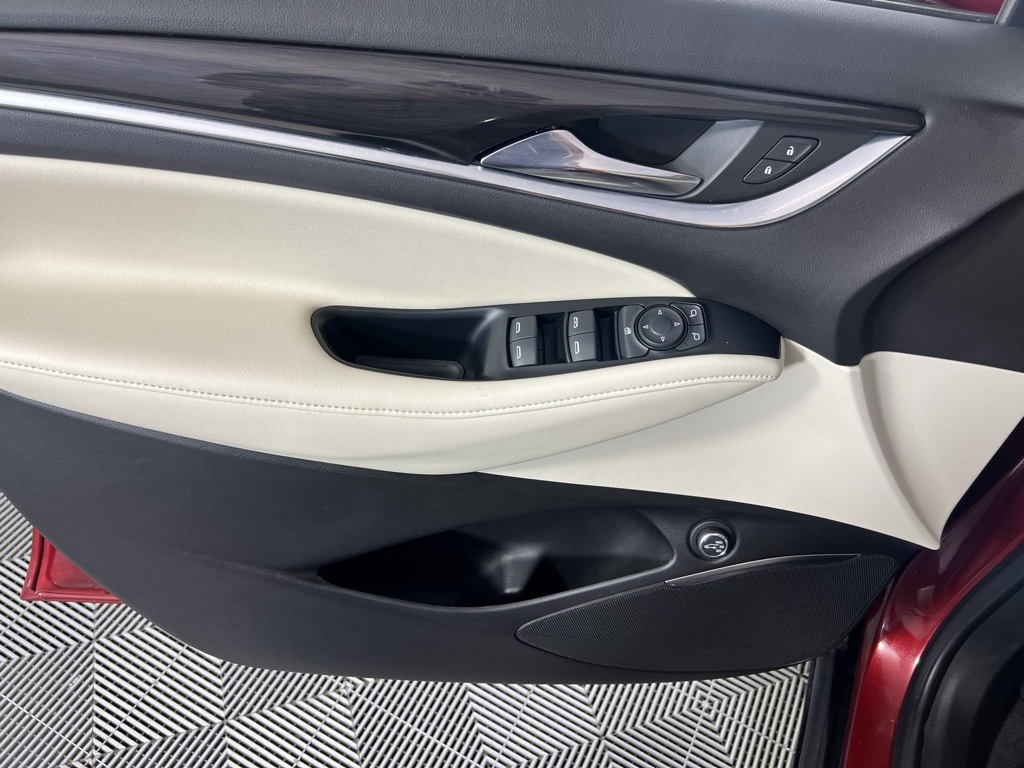 2023 Buick Enclave Essence photo 19