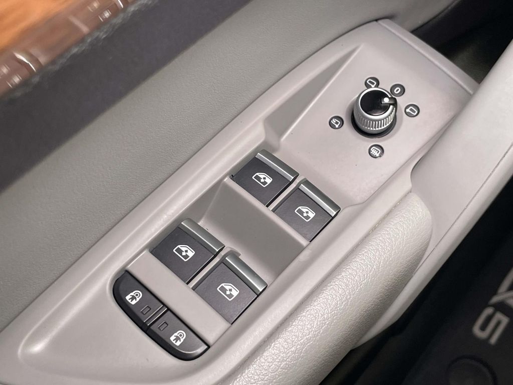 2022 Audi Q5 45 S line Premium photo 30