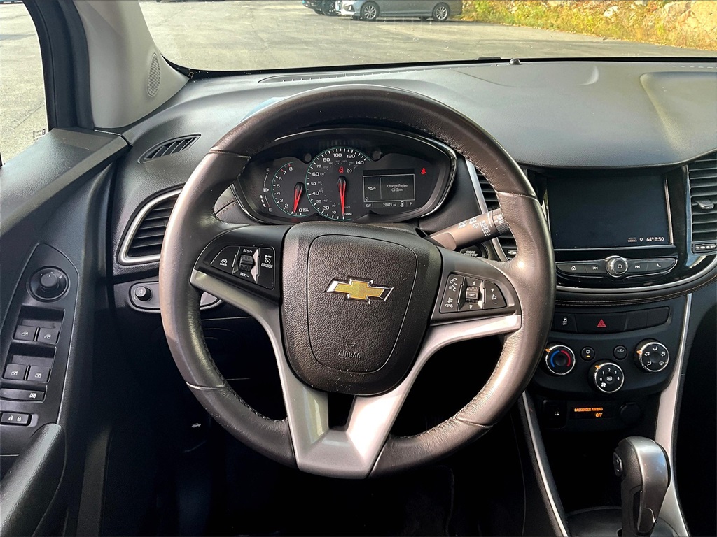 2022 Chevrolet Trax LT photo 17