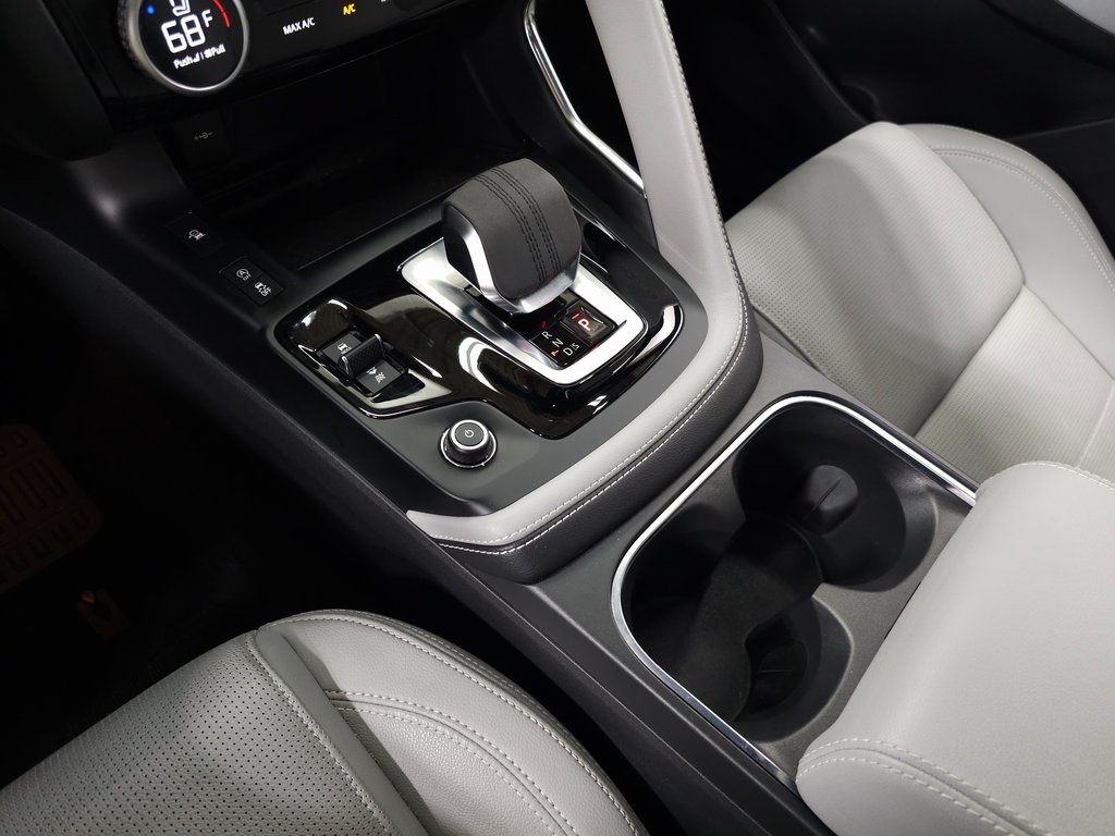 2024 JAGUAR PACE P250 - Image 33