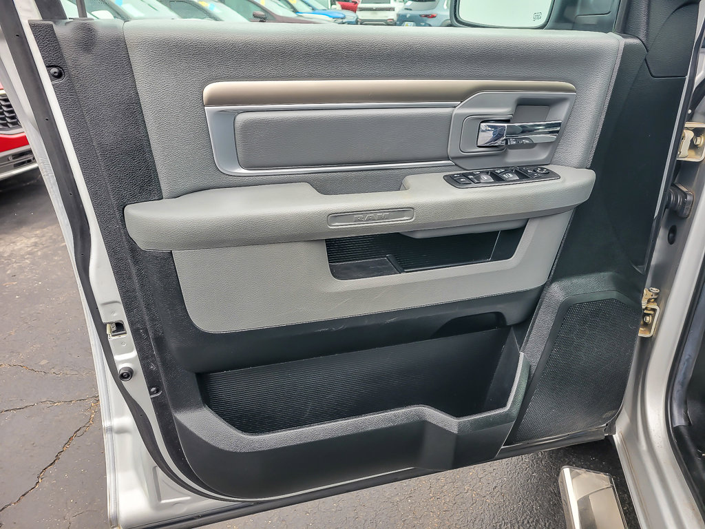 2017 RAM 1500 - Image 18