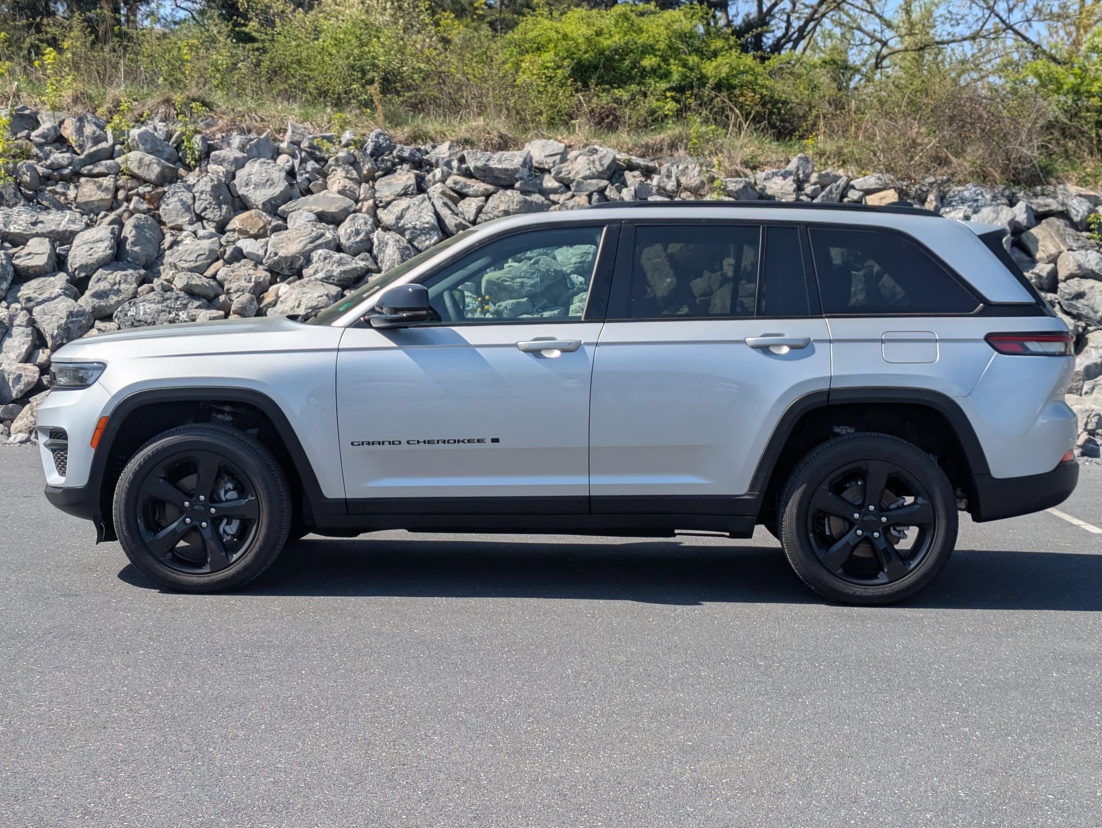 2025 Jeep Grand Cherokee Altitude X photo 5