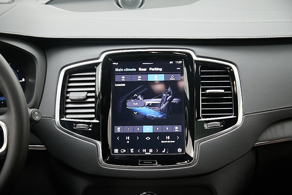 2024 VOLVO XC90 - Image 30