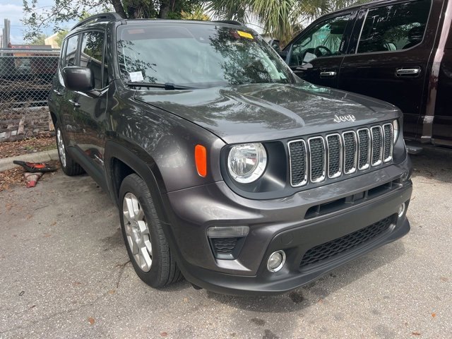 2021 Jeep Renegade Latitude photo 3