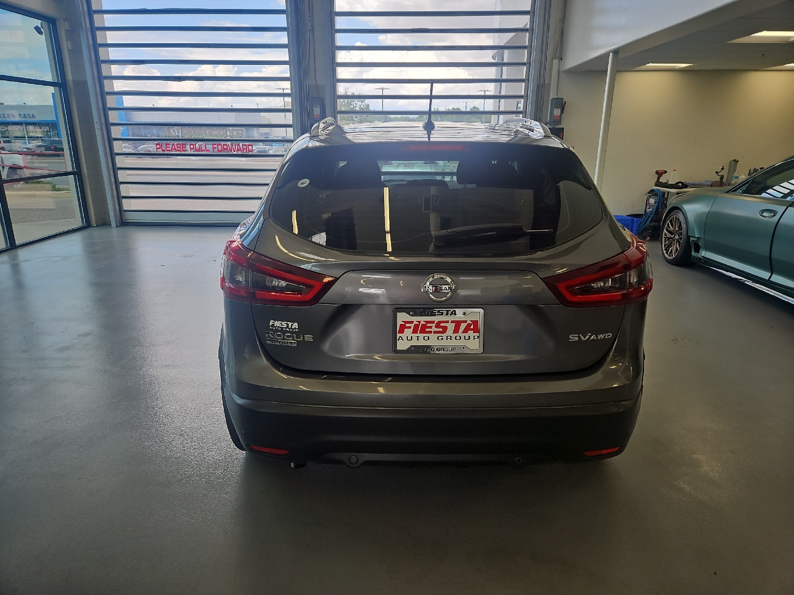 Used 2020 GRAY Nissan SV image 5