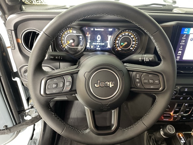 2025 Jeep Gladiator Mojave photo 19