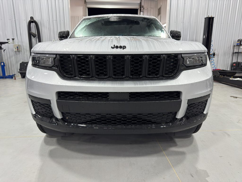 2025 Jeep Grand Cherokee Altitude X photo 23