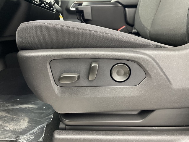 2026 Chevrolet Silverado 1500 RST photo 3