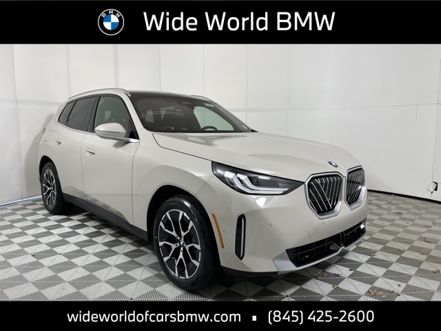 2026 BMW X3 30's photo