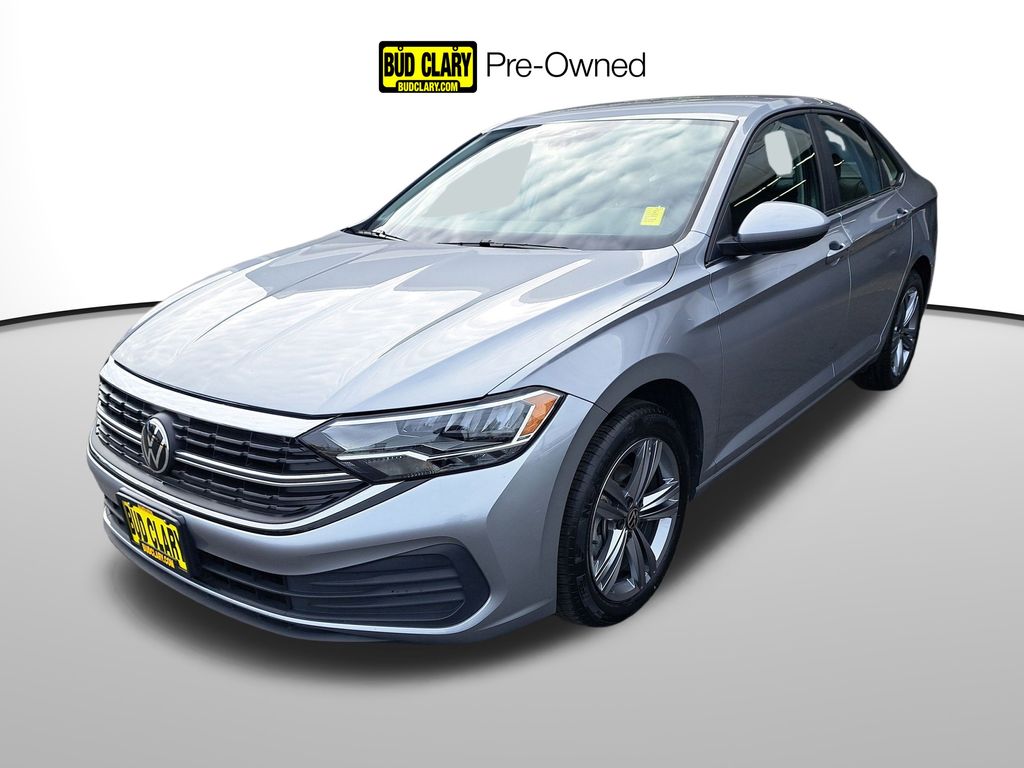 2024 Volkswagen Jetta SE's photo