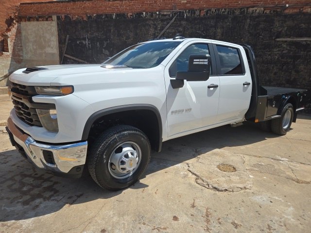 2025 Chevrolet Silverado 3500HD Work Truck's photo