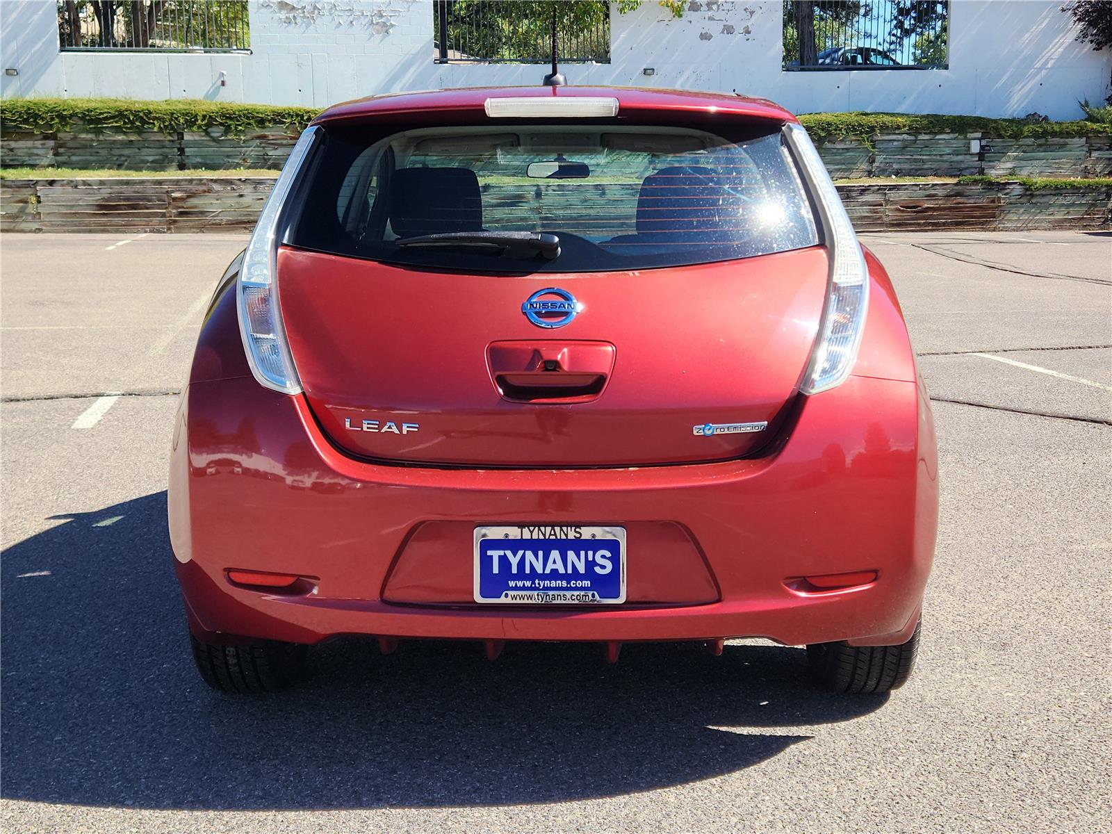 2015 Nissan Leaf S photo 4