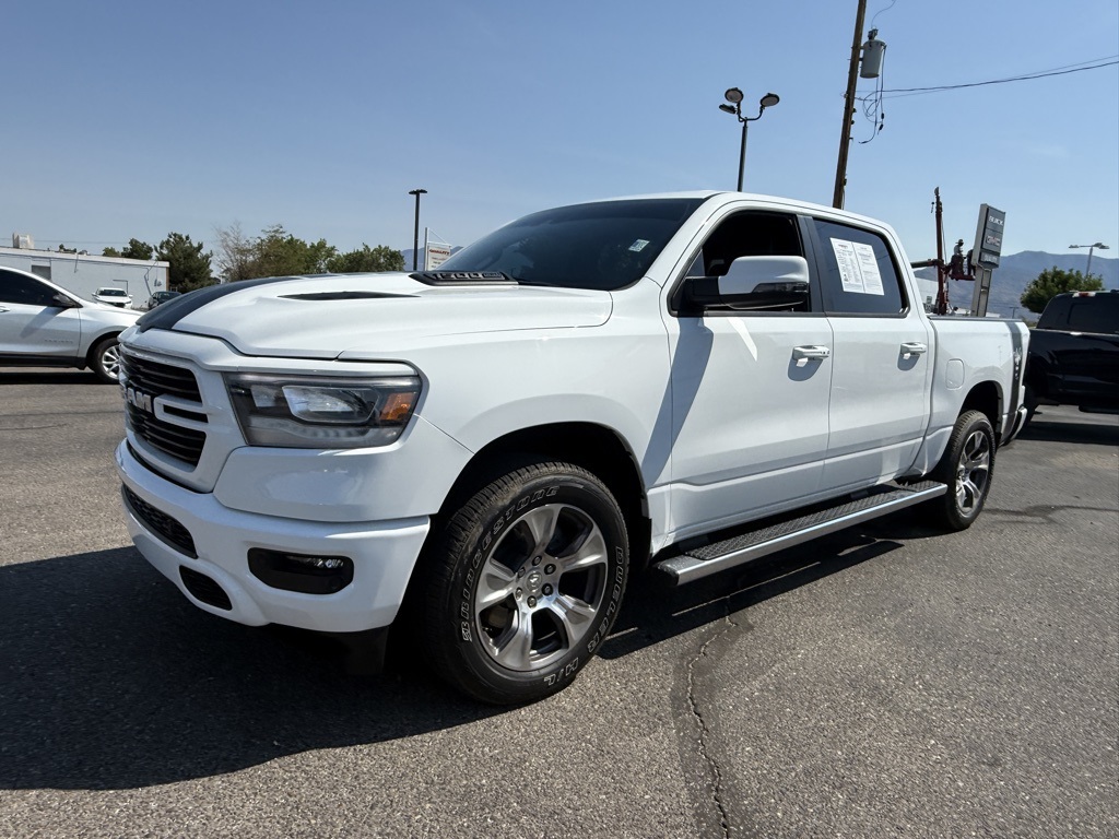 2024 Ram 1500 Laramie photo 9