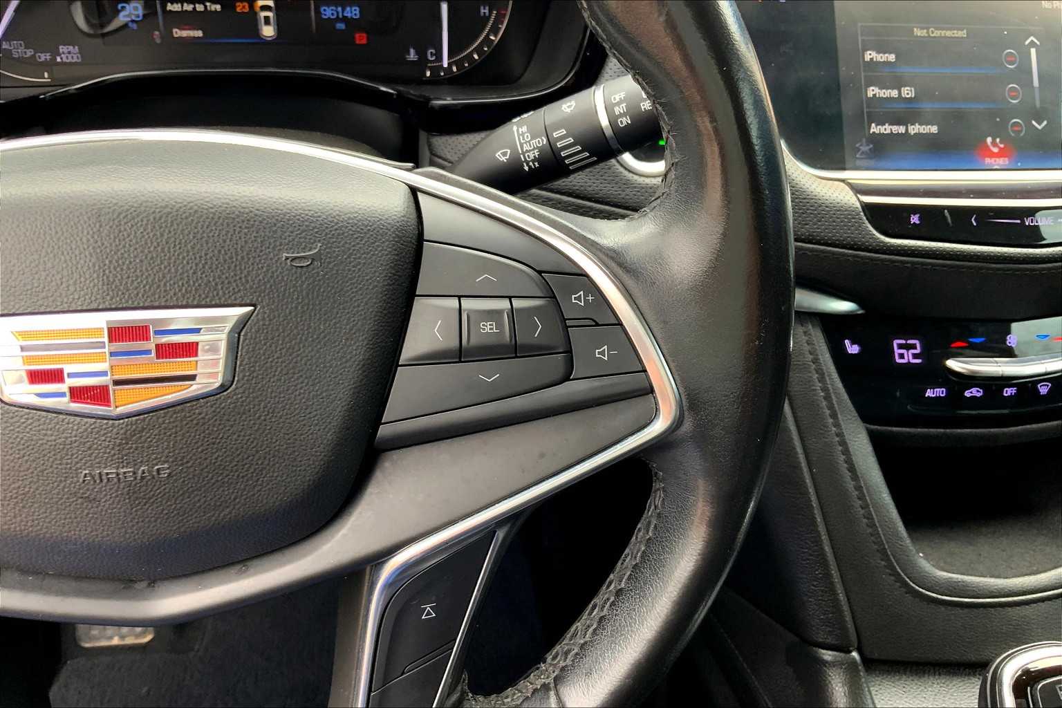 2019 Cadillac XT5 Luxury photo 21
