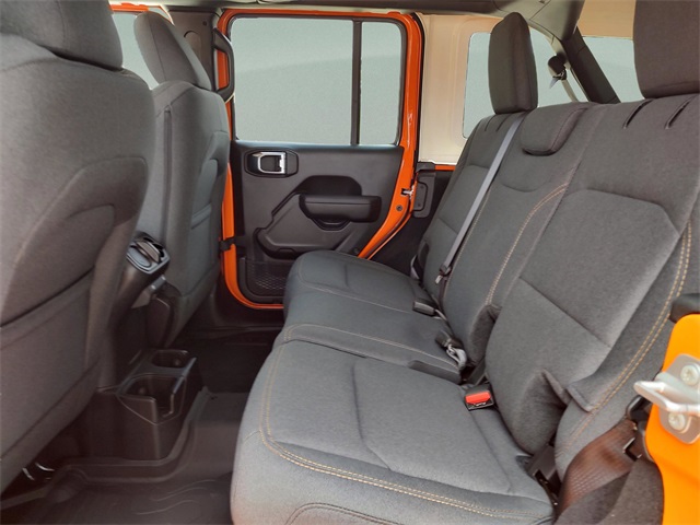 2025 Jeep Wrangler photo 27