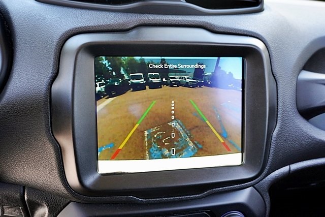 2022 Jeep Renegade Latitude photo 26