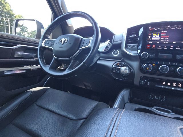 2020 Ram 1500 Laramie photo 23