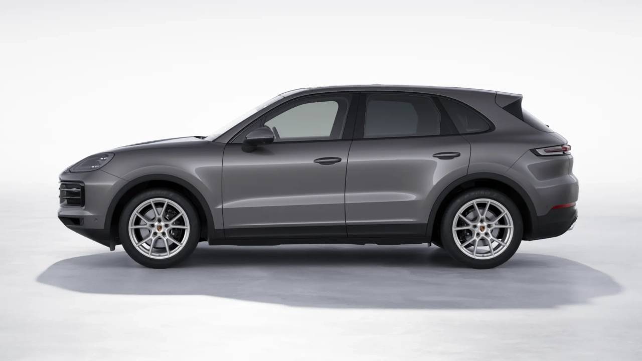 2026 Porsche Cayenne photo 2