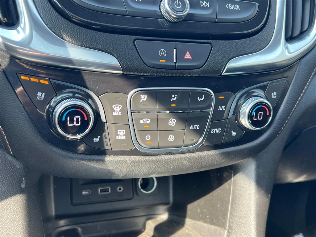 2022 Chevrolet Equinox Premier photo 19