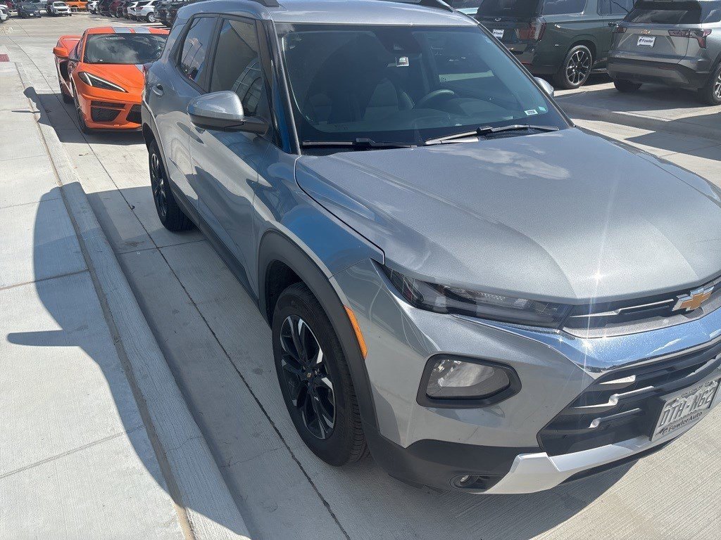 2023 Chevrolet Trailblazer LT photo 3